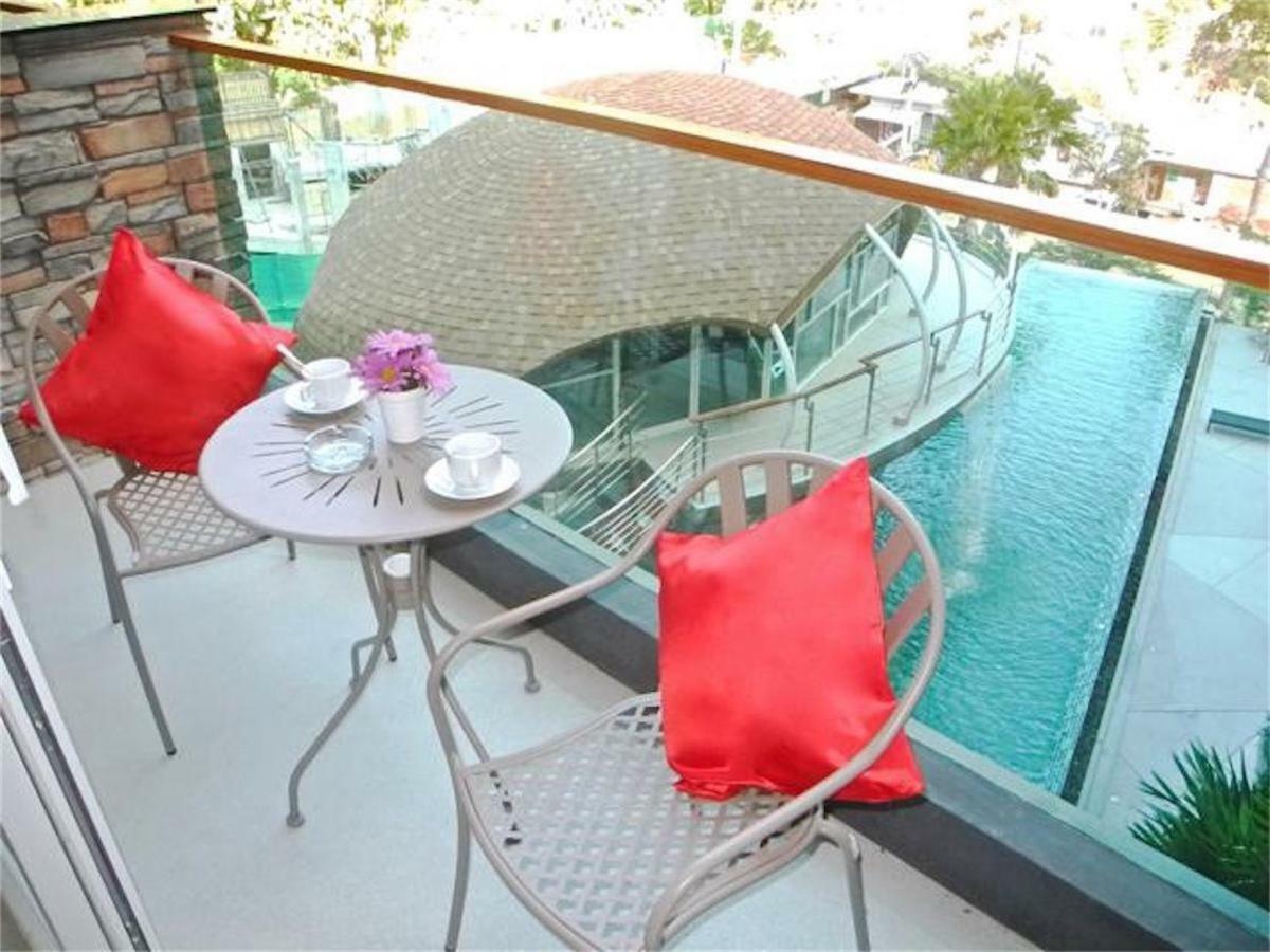 Emerald Terrace Patong Luaran gambar