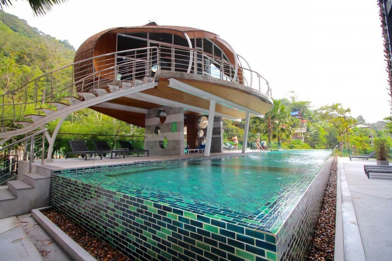 Emerald Terrace Patong Luaran gambar
