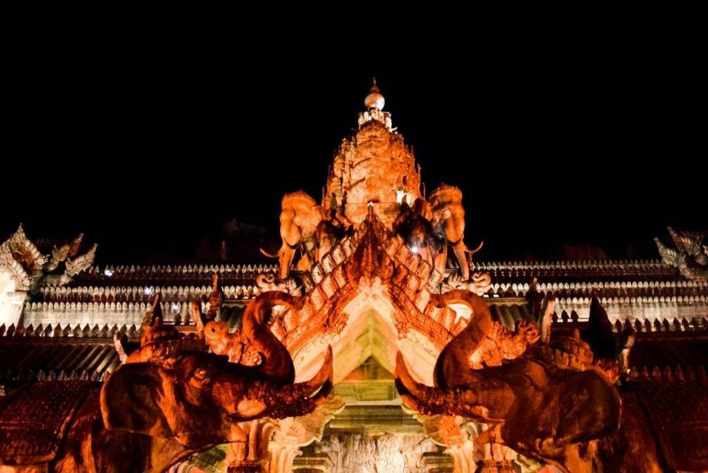 Emerald Terrace Patong Luaran gambar