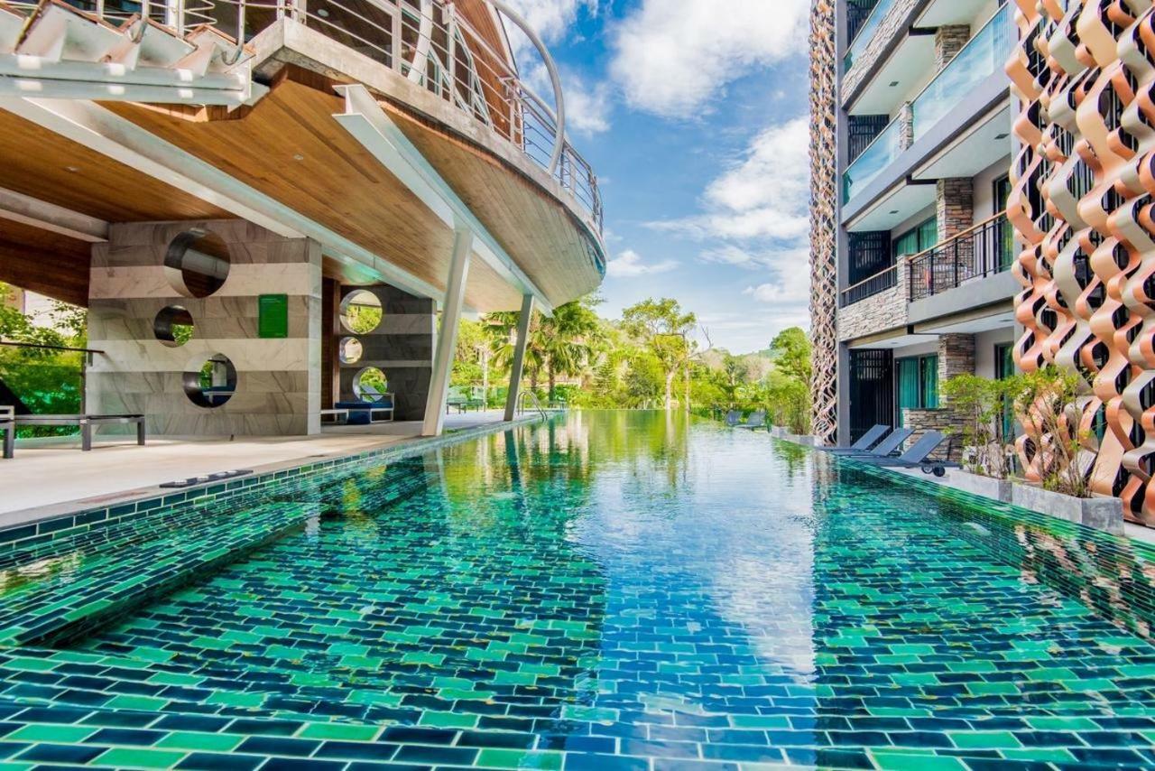 Emerald Terrace Patong Luaran gambar