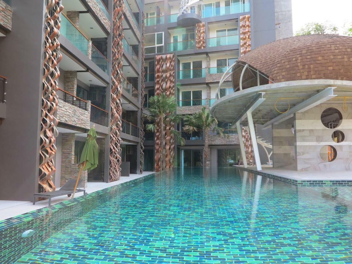 Emerald Terrace Patong Luaran gambar