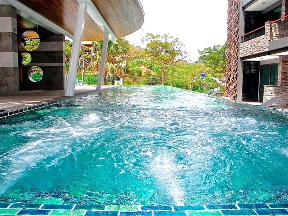 Emerald Terrace Patong Luaran gambar